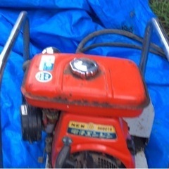 機種入れ替えの為、エンジン動噴売ります。 