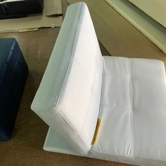 差し上げます。1人用　脚付きリクライニング式　中古品　合成皮革　未使用品の画像