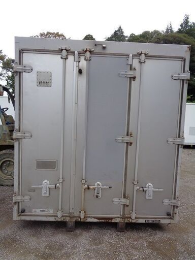 ♪八街B区SK64♪物置♪コンテナ♪高さ有♪アルミ箱♪
