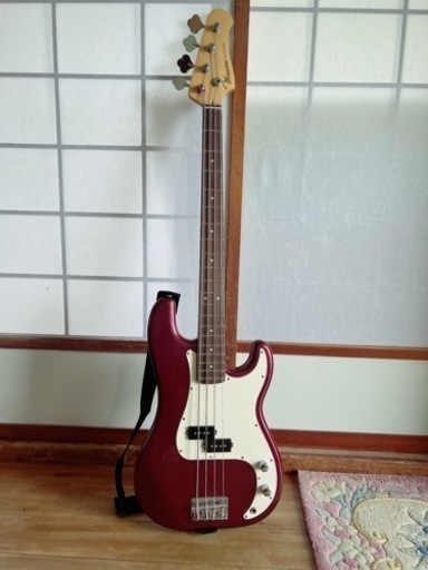 エレキベース
