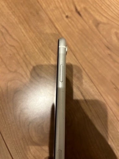 iPhone XR 64GB ホワイト　本体