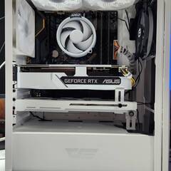 白いゲーミングPC / Ryzen5-3600 / RTX206...