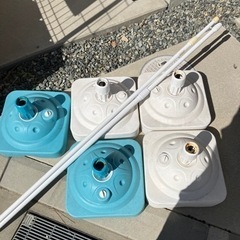 0円のぼりの台5個と　ポール2本