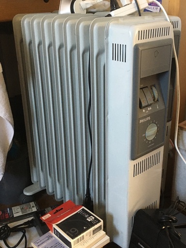 値下げ！　PHILIPS オイルヒーター　最大1300W