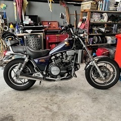 ホンダ VF750マグナ