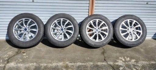 ブリヂストン スタッドレスタイヤ　4本（ホイール付）