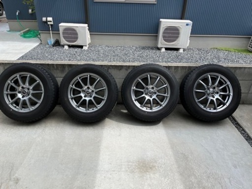 スタッドレスタイヤ、ホイールセット　17インチ