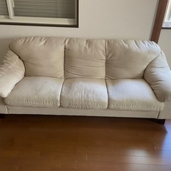 本日限り　３人がけソファー　受け渡し予定者決まりました