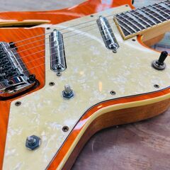 CHARVEL Surfcaster の画像