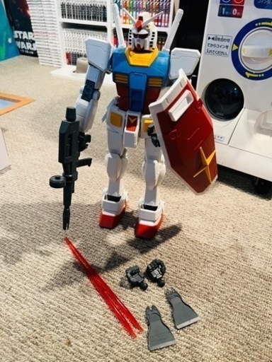 機動戦士ガンダム　プラモデル　全長約40センチ　特大プラモ