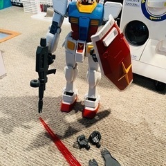 機動戦士ガンダム　プラモデル　全長約40センチ　特大プラモ