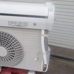 日立 白くまくん 200V 14畳用4kw 2016年製 RAS-AJ40F2