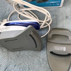 ## ハンディーアイロン&スチーマーの画像