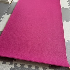 ヨガマット　ピンク　ほぼ未使用
