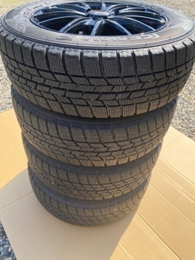 175\65r14 スタッドレス