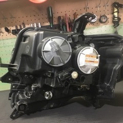 引き取り限定！　N BOX　右　ヘッドライトの画像