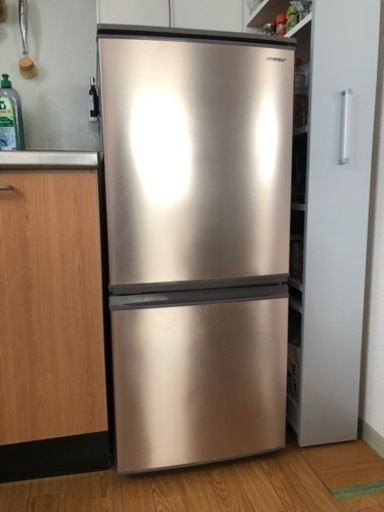 冷蔵庫 シャープ 137L