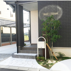 ＼正社員急募／力に自信ある方歓迎・年齢不問・未経験歓迎♪　公園美化管理・街路樹の剪定除草を行っている会社ですの画像