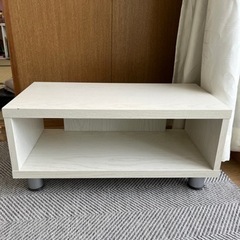 小型のテレビ台　ニトリ
