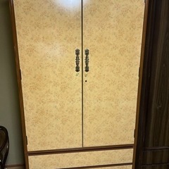 レトロな女性用箪笥　
