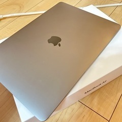 美品 充電回数7回MacBookAir 13.3インチ 256GB M1