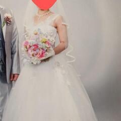 ウェディングドレスの画像