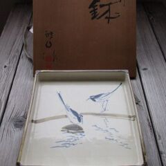 雅山窯　中島正雄 作/尾崎良二 画　粉引四角鉢　鶺鴒図　実家の整...