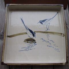 雅山窯　中島正雄 作/尾崎良二 画　粉引四角鉢　鶺鴒図　実家の整理しています！の画像