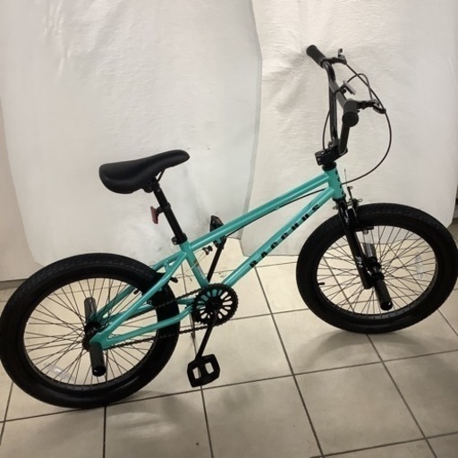 【新品未使用】BACCHUS   バッカス　BMX  自転車　20インチ
