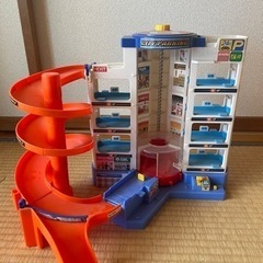 トミカ シティパーキング おもちゃ