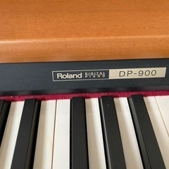 電子ピアノRoland DP-900の画像