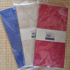 ラッピング用の袋・小箱・ひも・シールの画像