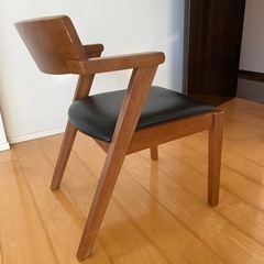 ダイニングチェア　2脚の画像