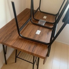4人がけ用ダイニングテーブル