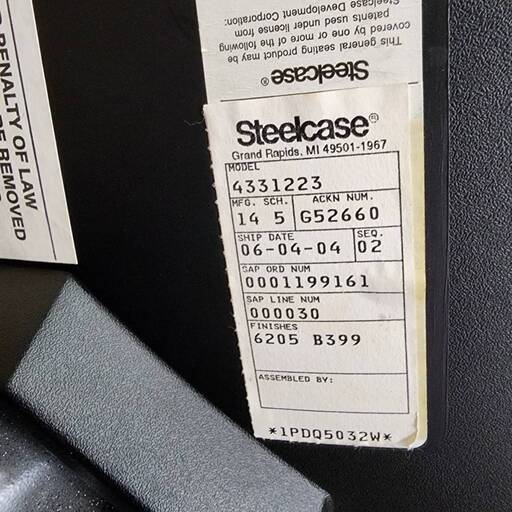 【愛品倶楽部柏店】Steelcase 肘付きローバックモデル プロテジェチェア 4331223