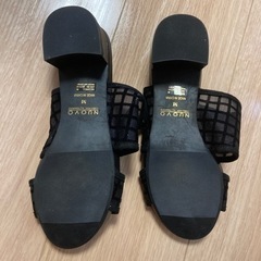 ヒールサンダル　黒の画像