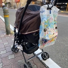 【袖ヶ浦市☆大田区　ひきとりOK 】ミッキー　ベビーカー　COMBIの画像