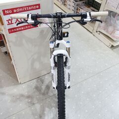 ⭐️新品未使用品⭐️マウンテンバイク 白 ホワイト スペシャライズド スタンプジャンパー m5 2010年モデル マウンテン