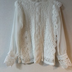 【美品】ブラウス　白　Mの画像