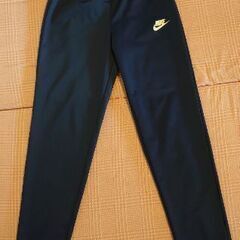 NIKEジャージ上下150センチの画像