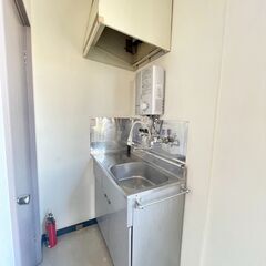 【第３山田ビル　 部屋番号：201】高崎市南町の貸事務所です。高崎駅より徒歩９分の好立地でこのお値段！ − 群馬県