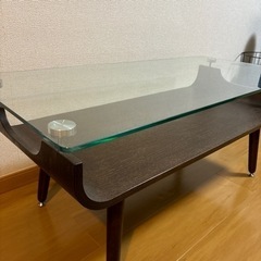 【お譲り先決定してます】ガラスローテーブル