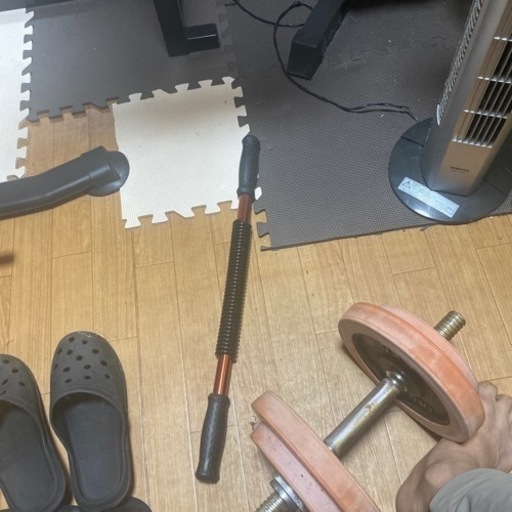 ダンベル、バー、ウェイトベンチ