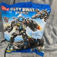 安い　シティ SWAT 変換ロボット軍用機互換レゴビルディングブロックおもちゃの画像
