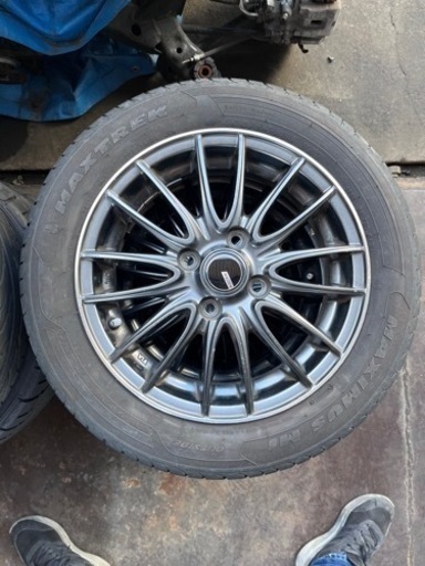 タイヤとホイール　4本セット