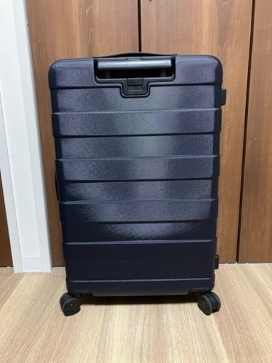 無印良品　ハードキャリー　中型　62リットル