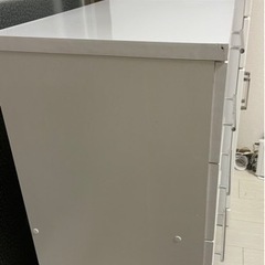 食器棚、引き出し　白　2000円の画像