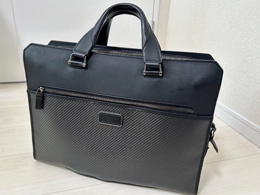 TUMI ビジネスバック カーボンファイバー