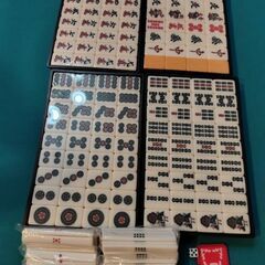 新品麻雀セット組立式麻雀台セットの画像