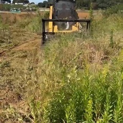 畑の除草、耕転致します。